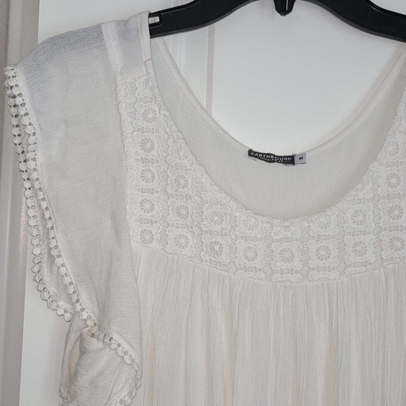 Earthbound Crocheted Flutter Sleeve Top - Picture 2 of 4